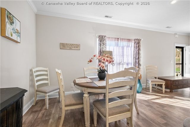 2935 Newhouse Drive, Charleston, WV 25302