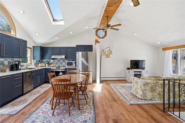 25 Daniel Drive, Coventry, RI 02816