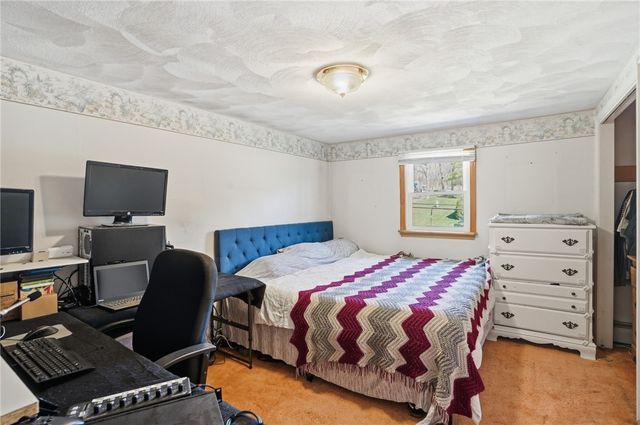 25 Daniel Drive, Coventry, RI 02816