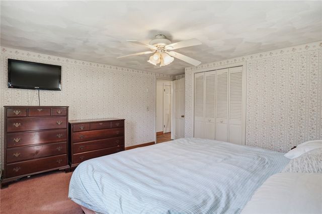 25 Daniel Drive, Coventry, RI 02816