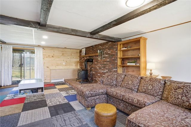 25 Daniel Drive, Coventry, RI 02816