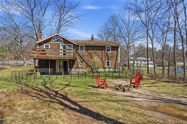 25 Daniel Drive, Coventry, RI 02816