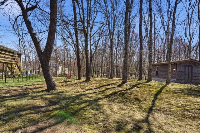 25 Daniel Drive, Coventry, RI 02816