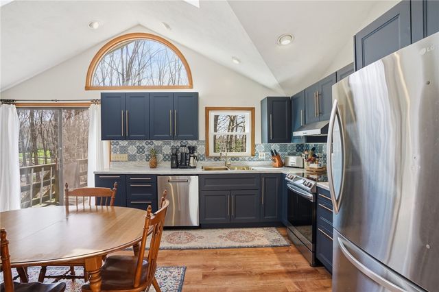 25 Daniel Drive, Coventry, RI 02816