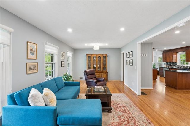 2627 Sterling Acres Drive, Tucker, GA 30084