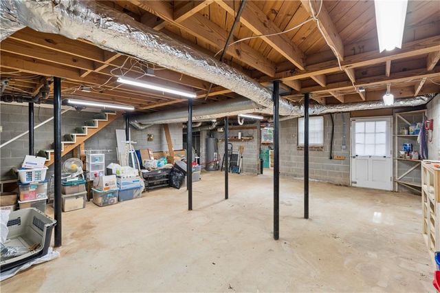 2627 Sterling Acres Drive, Tucker, GA 30084