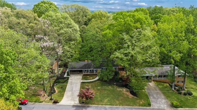 2627 Sterling Acres Drive, Tucker, GA 30084