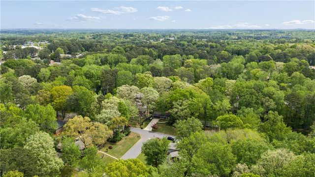 2627 Sterling Acres Drive, Tucker, GA 30084