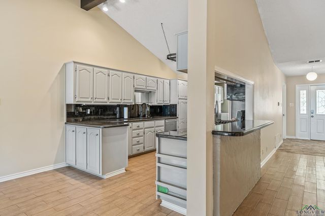 222 County Road 2430, Mineola, TX 75773