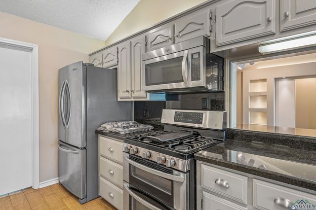 222 County Road 2430, Mineola, TX 75773