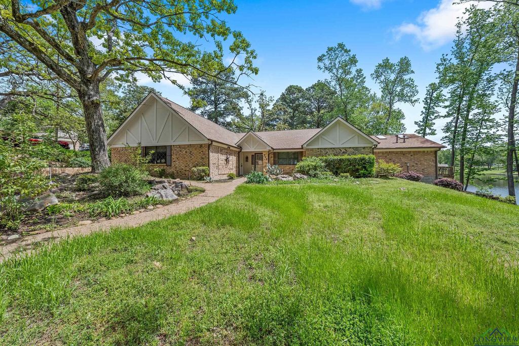 222 County Road 2430, Mineola, TX 75773