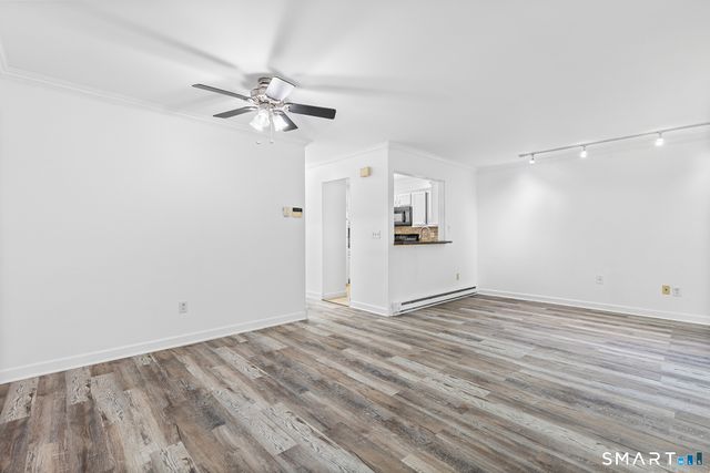 8 Rose Lane 10-11, Danbury, CT 06811