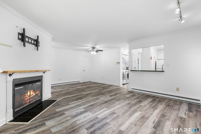 8 Rose Lane 10-11, Danbury, CT 06811