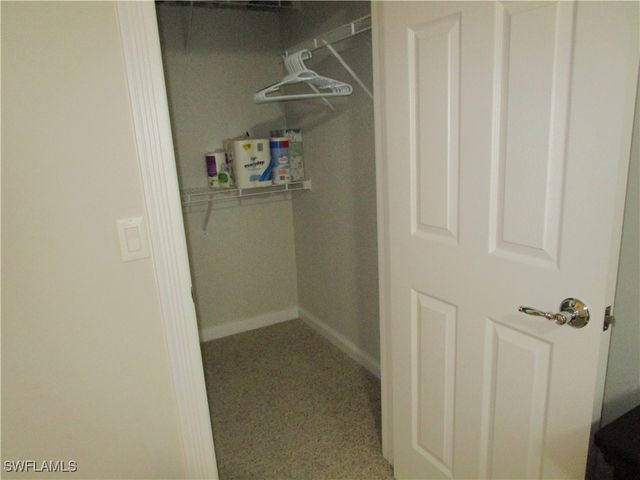 8677 Erice CT, Naples, FL 34114