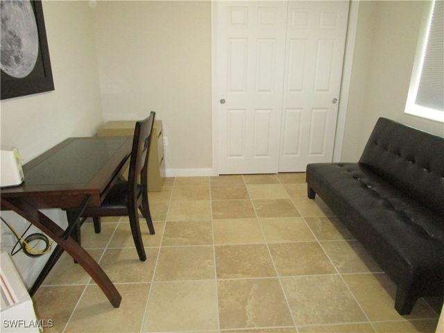 8677 Erice CT, Naples, FL 34114