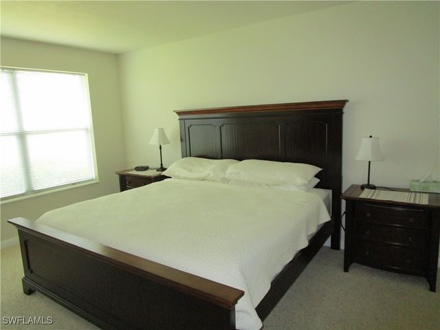 8677 Erice CT, Naples, FL 34114