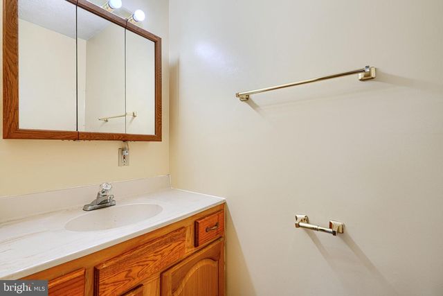 521 BEARDS HILL RD, Aberdeen, MD 21001