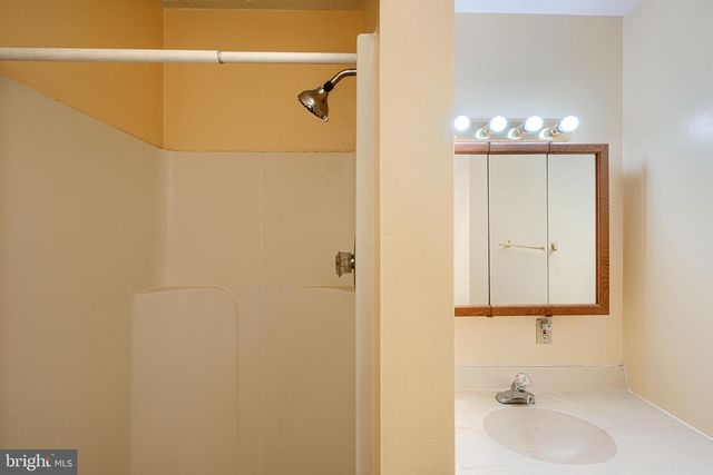 521 BEARDS HILL RD, Aberdeen, MD 21001