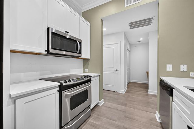 100 Willard Street 21, Houston, TX 77006