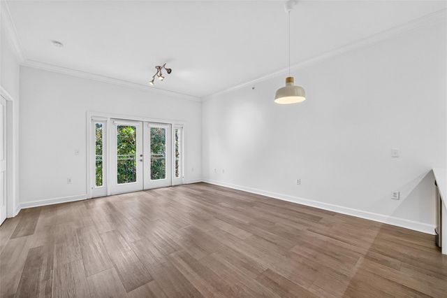 100 Willard Street 21, Houston, TX 77006