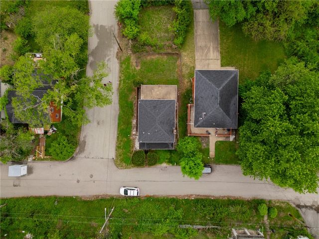 700 Large Avenue, Clairton, PA 15025