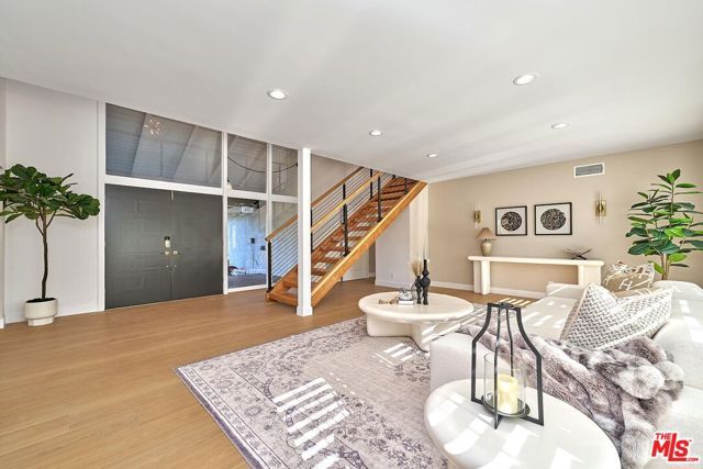 364 Cienaga Drive, Fullerton, CA 92835