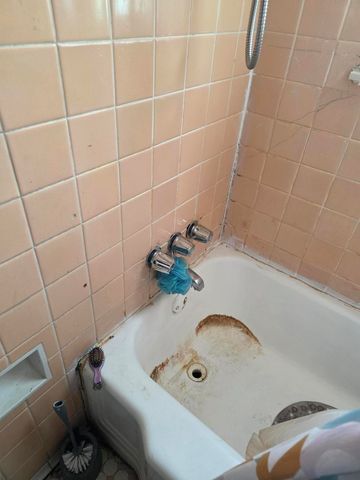 14056 Grandville Avenue, Detroit, MI 48223