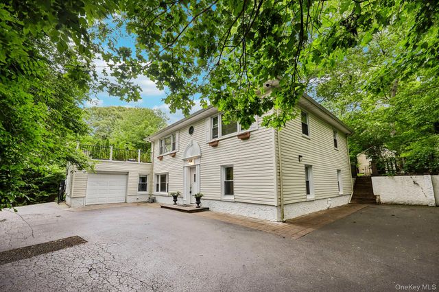 40 Timberpoint Drive, Northport, NY 11768