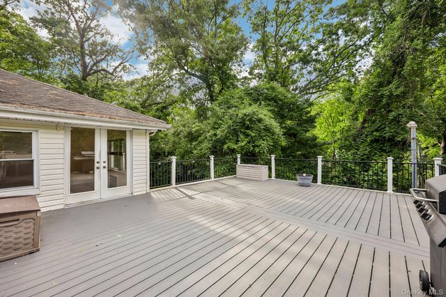 40 Timberpoint Drive, Northport, NY 11768