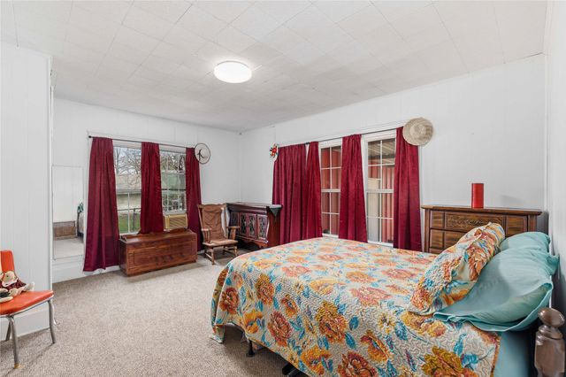 1206 8th Street, Brownwood, TX 76802