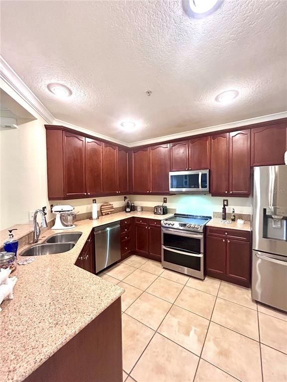 Image 12 of property listing at 8168 BOAT HOOK LOOP 107, Windermere, FL 34786