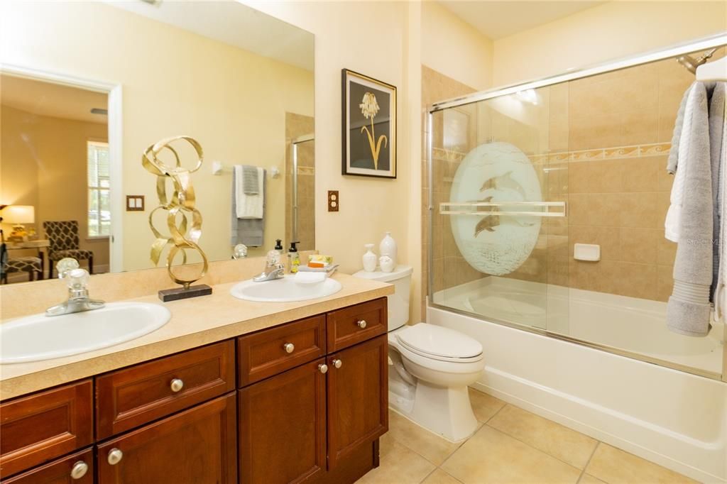 Image 14 of property listing at 8168 BOAT HOOK LOOP 107, Windermere, FL 34786