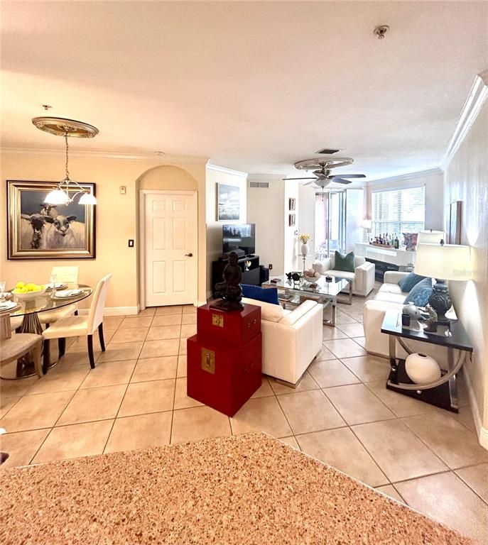 Image 5 of property listing at 8168 BOAT HOOK LOOP 107, Windermere, FL 34786