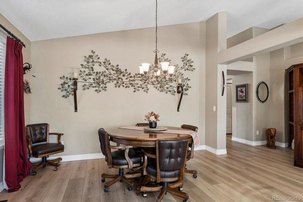 Image 14 of property listing at 9646 Westbury Way, Highlands Ranch, CO 80129