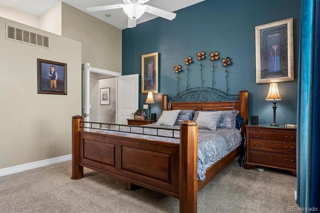 Image 16 of property listing at 9646 Westbury Way, Highlands Ranch, CO 80129