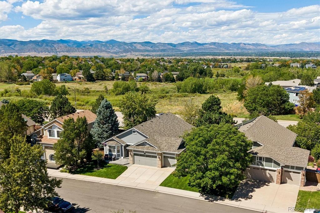 Image 2 of property listing at 9646 Westbury Way, Highlands Ranch, CO 80129