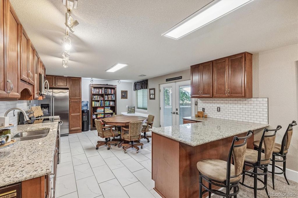 Image 28 of property listing at 9646 Westbury Way, Highlands Ranch, CO 80129