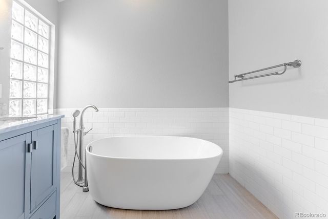 142 Cherrywood Lane, Louisville, CO 80027