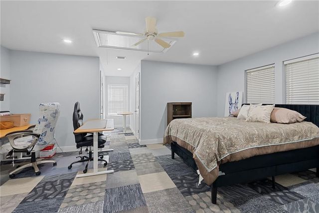 11305 E Point Road, Theodore, AL 36582