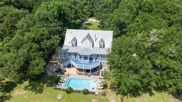 11305 E Point Road, Theodore, AL 36582