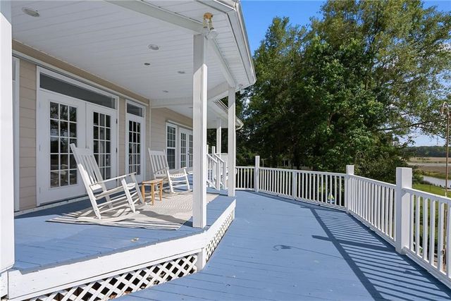 11305 E Point Road, Theodore, AL 36582