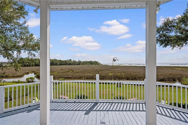 11305 E Point Road, Theodore, AL 36582
