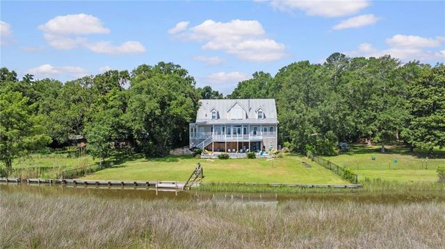 11305 E Point Road, Theodore, AL 36582