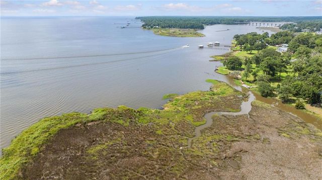 11305 E Point Road, Theodore, AL 36582