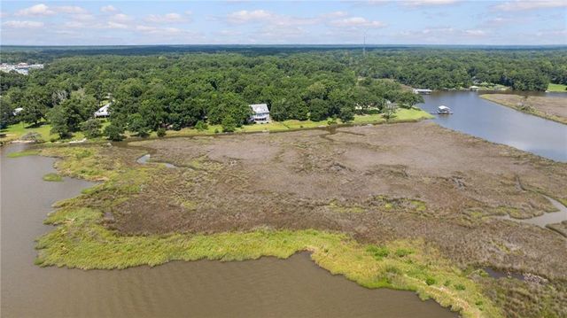 11305 E Point Road, Theodore, AL 36582