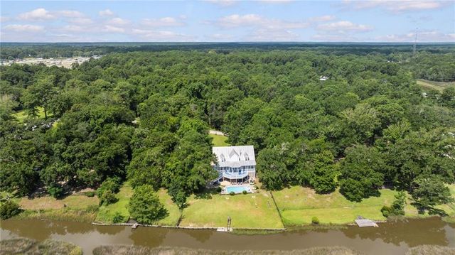 11305 E Point Road, Theodore, AL 36582