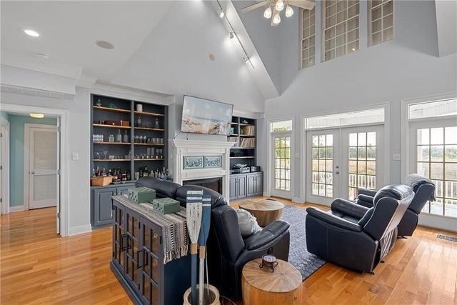 11305 E Point Road, Theodore, AL 36582