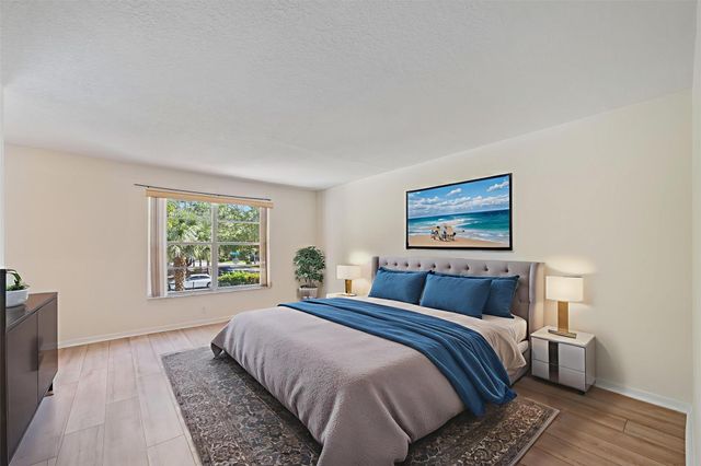 4024 SW 67th Ter 2, Davie, FL 33314