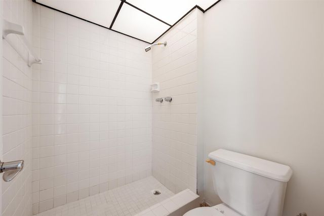 4024 SW 67th Ter 2, Davie, FL 33314