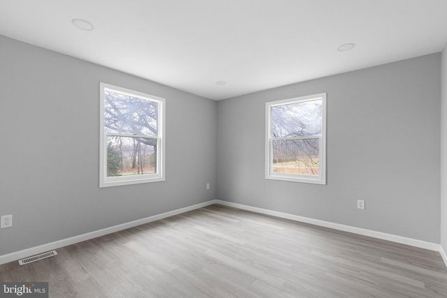 136-A STATE LINE RD, Wilmington, DE 19803